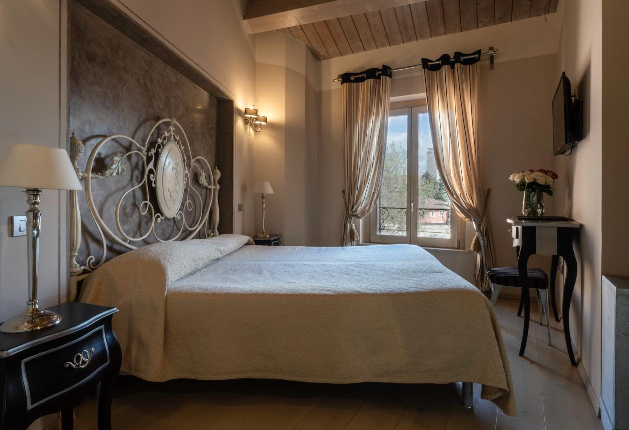 Hotel Residenza La Ceramica 파브리아노 외부 사진