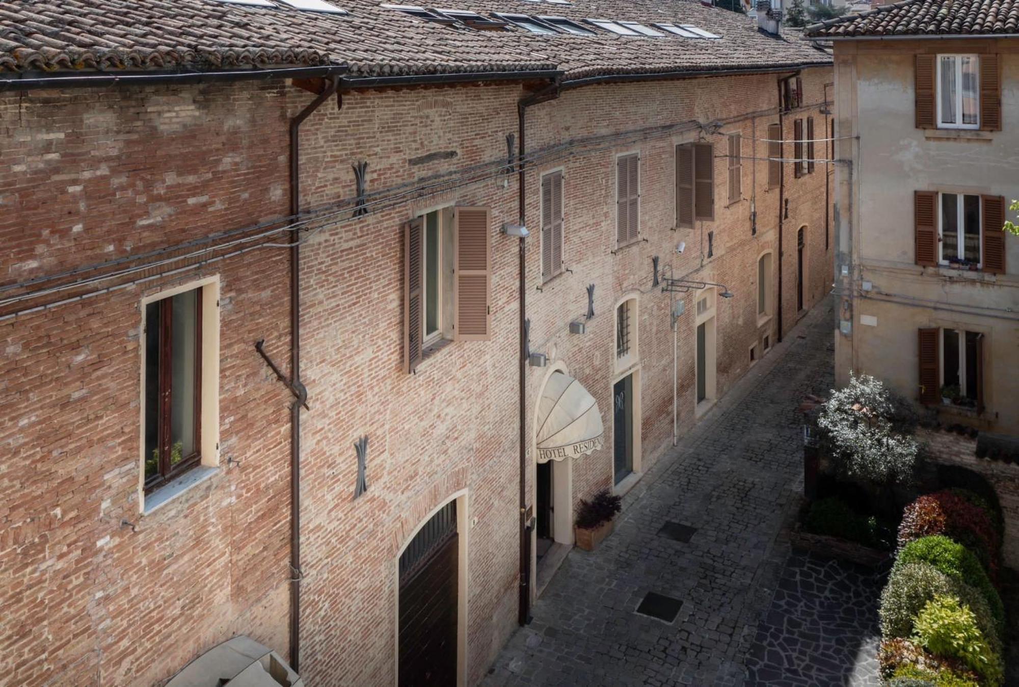 Hotel Residenza La Ceramica 파브리아노 외부 사진